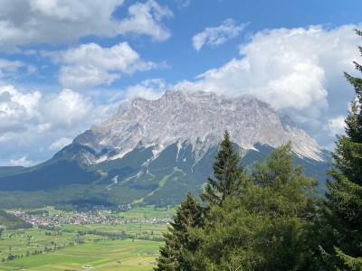 Image 1 de Kristin â Heber Peak - EvergreenHe. Hiking Crew Socks 2-Pack - Chaussettes de randonnée